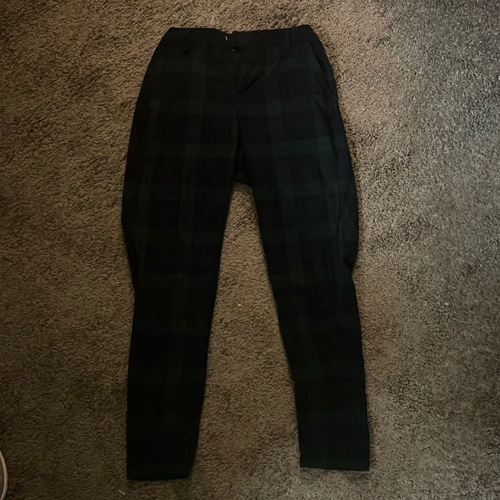 Hot topic, medium, plaid pattern with green and navy blue